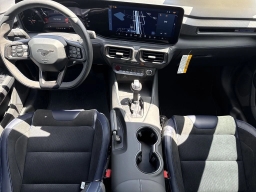 Ford Mustang Dark Horse Fastback 2025