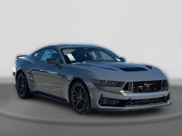 Ford Mustang Dark Horse Fastback 2025
