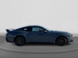 Ford Mustang Dark Horse Fastback 2025