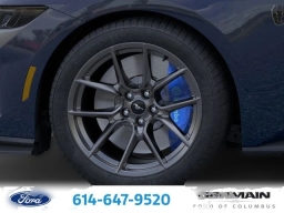 Ford Mustang Dark Horse Fastback 2025