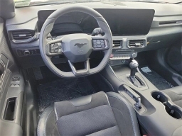 Ford Mustang Dark Horse Fastback 2025