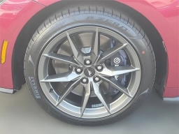 Ford Mustang Dark Horse Fastback 2025