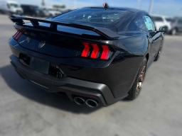 Ford Mustang Dark Horse Fastback 2026