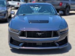 Ford Mustang Dark Horse Fastback 2025