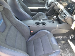 Ford Mustang Dark Horse Fastback 2025