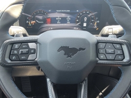 Ford Mustang Dark Horse Fastback 2025