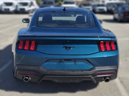 Ford Mustang EcoBoost Premium Fastback 2026