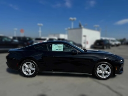 Ford Mustang EcoBoost Fastback 2026