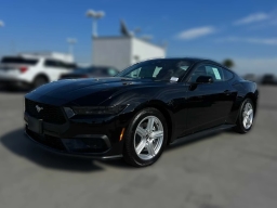 Ford Mustang EcoBoost Fastback 2026