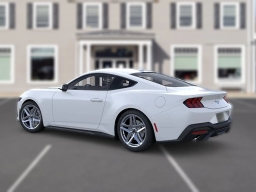 Ford Mustang EcoBoost Fastback 2026