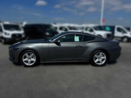 Ford Mustang EcoBoost Fastback 2026