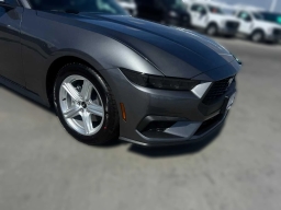 Ford Mustang EcoBoost Fastback 2026