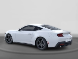 Ford Mustang EcoBoost Fastback 2025