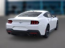 Ford Mustang EcoBoost Fastback 2025
