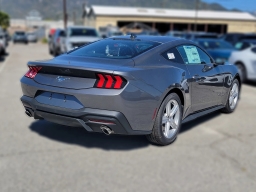 Ford Mustang EcoBoost Fastback 2026