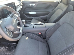 Ford Mustang EcoBoost Fastback 2026