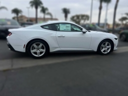 Ford Mustang EcoBoost Fastback 2026