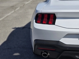 Ford Mustang EcoBoost Fastback 2026