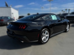 Ford Mustang EcoBoost Fastback 2026