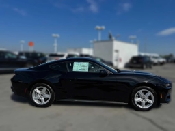 Ford Mustang EcoBoost Fastback 2026