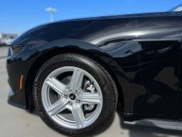 Ford Mustang EcoBoost Fastback 2026