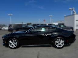 Ford Mustang EcoBoost Fastback 2026