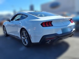 Ford Mustang EcoBoost Premium Fastback 2026