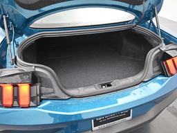 Ford Mustang EcoBoost Fastback 2026