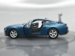 Ford Mustang EcoBoost Fastback 2026