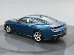 Ford Mustang EcoBoost Fastback 2026
