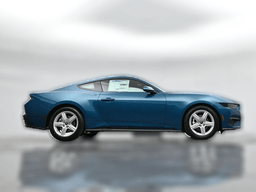 Ford Mustang EcoBoost Fastback 2026