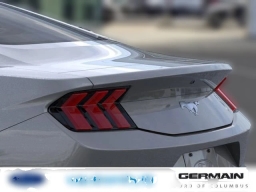 Ford Mustang EcoBoost Fastback 2026