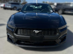 Ford Mustang EcoBoost Fastback 2026