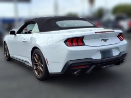 Ford Mustang EcoBoost Premium Convertible 2026