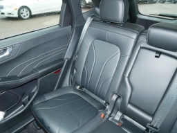 Ford Escape PHEV FWD 2025