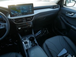 Ford Escape PHEV FWD 2025