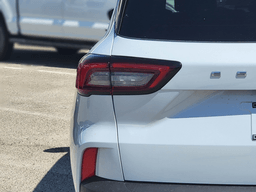 Ford Escape ST-Line FWD 2025