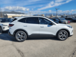 Ford Escape ST-Line FWD 2025