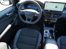 Ford Escape ST-Line Select AWD 2025