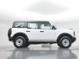 Ford Bronco Base 4 Door 4x4 2025