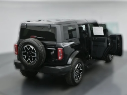 Ford Bronco Outer Banks 4 Door 4x4 2026