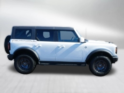 Ford Bronco Outer Banks 4 Door 4x4 2025