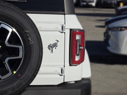 Ford Bronco Outer Banks 4 Door 4x4 2025