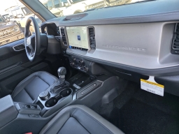 Ford Bronco Outer Banks 4 Door 4x4 2025