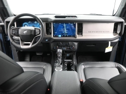 Ford Bronco Outer Banks 4 Door 4x4 2025