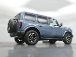 Ford Bronco Outer Banks 4 Door 4x4 2025