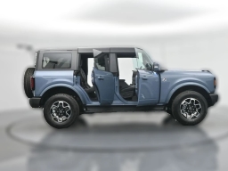 Ford Bronco Outer Banks 4 Door 4x4 2025