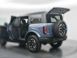 Ford Bronco Outer Banks 4 Door 4x4 2025