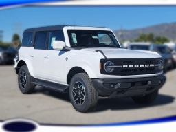 Ford Bronco Outer Banks 4 Door 4x4 2025