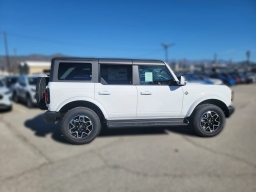 Ford Bronco Outer Banks 4 Door 4x4 2025